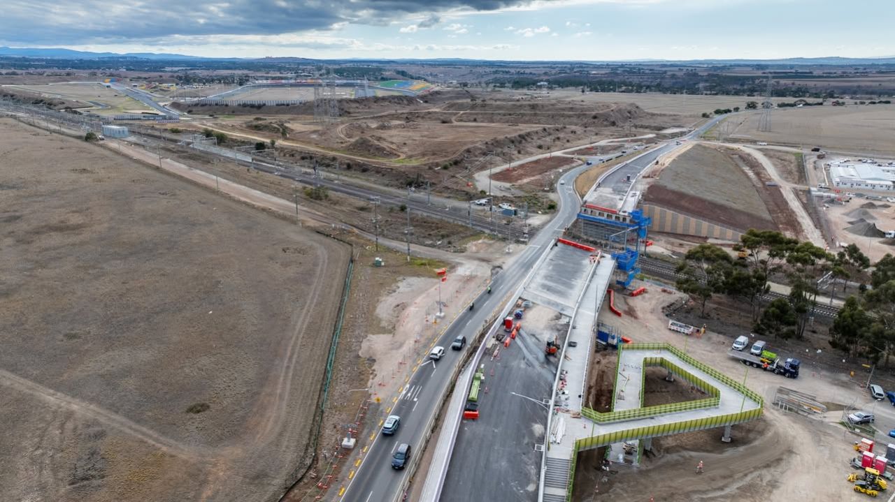 Australia, Melbourne – Calder Park Drive: Level Crossing Removal Progress